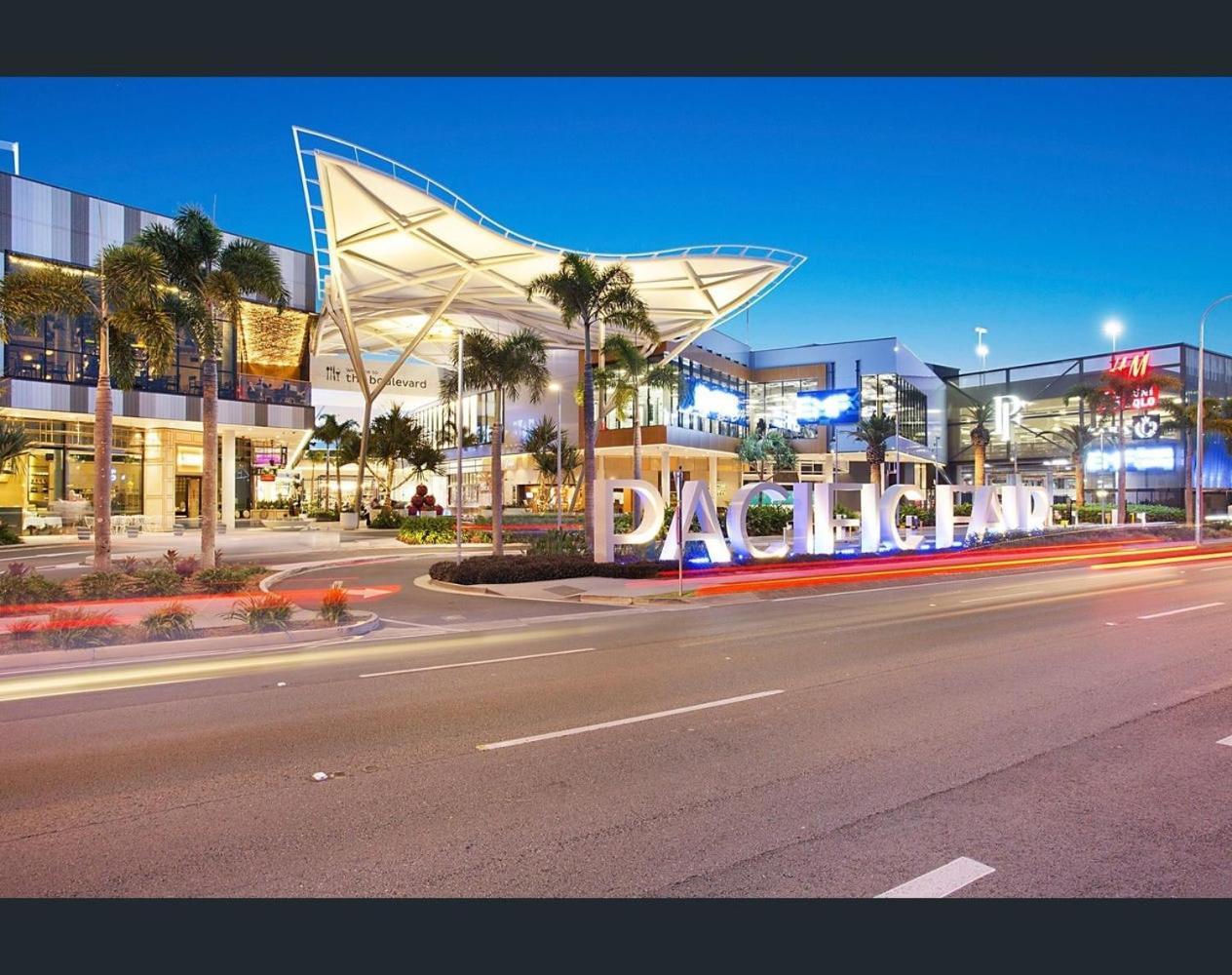 Luxury Beaches Broadbeach 906 Apartment